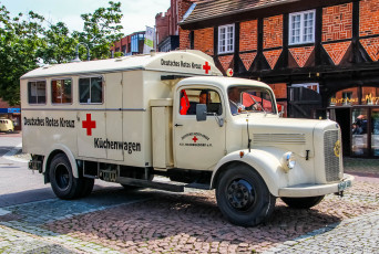 Картинка автомобили скорая+помощь медпомощь