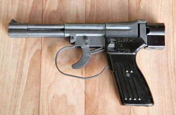 Картинка оружие пистолеты подводный