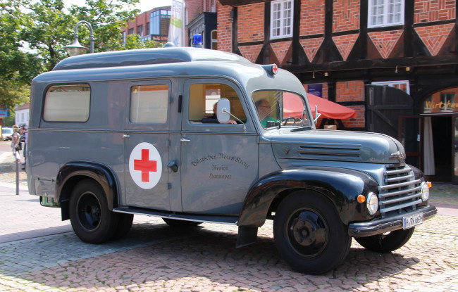 Обои картинки фото автомобили, скорая помощь, медпомощь