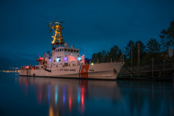 Картинка корабли катера судно