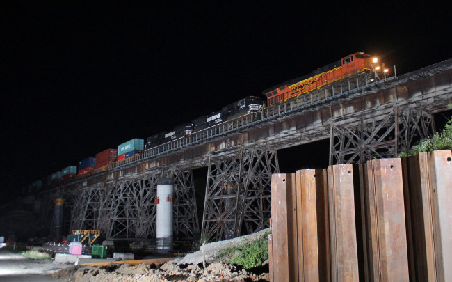 Обои картинки фото техника, поезда, локомотив, состав