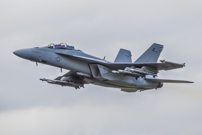 Обои картинки фото fa-18f super-hornet, авиация, боевые самолёты, истребитель