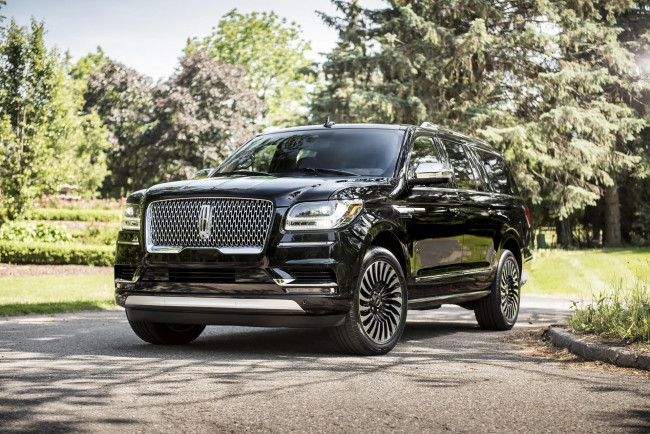Обои картинки фото lincoln navigator 2018, автомобили, lincoln, navigator, 2018, чёрный, внедорожник
