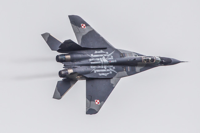 Обои картинки фото mig-29a, авиация, боевые самолёты, истребитель