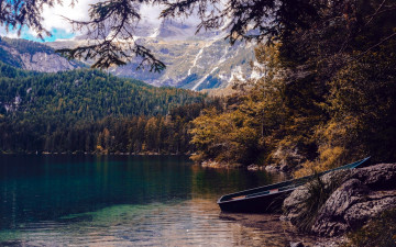 Картинка корабли лодки +шлюпки горы лодка река