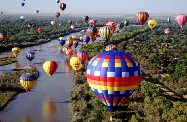Обои картинки фото авиация, воздушные шары дирижабли, шар, воздушный, полет, небо, простор