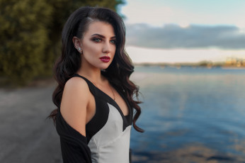 Картинка kristina+romanova девушки кристина+романова kristina romanova кристина романова девушка красотка брюнетка стройная сексуальная взгляд поза причёска макияж флирт фигура белый красавица