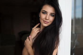 Картинка kristina+romanova девушки кристина+романова kristina romanova кристина романова девушка красотка брюнетка стройная сексуальная взгляд поза причёска макияж флирт фигура белый красавица