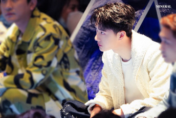 Картинка мужчины wang+yi+bo шоу люди