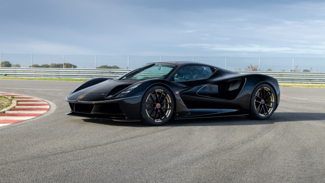 Обои картинки фото lotus evija fittipaldi 2023, автомобили, lotus, evija, fittipaldi, черный, трек, лотус
