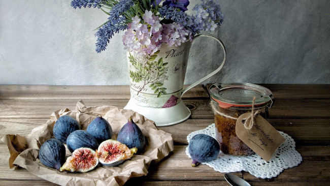 Обои картинки фото еда, инжир, букет, половинки