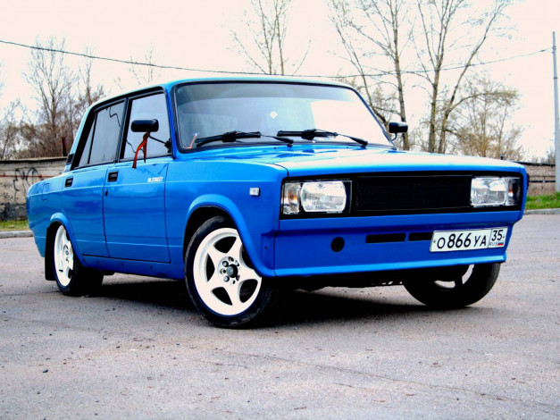 Обои картинки фото автомобили, ваз, 2105