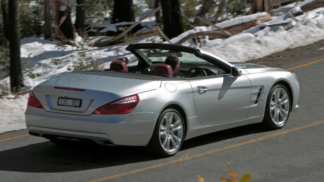 Обои картинки фото mercedes, sl, автомобили, benz, стиль, мощь, скорость, автомобиль