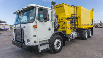 Картинка автомобили мусоровозы мусорщик