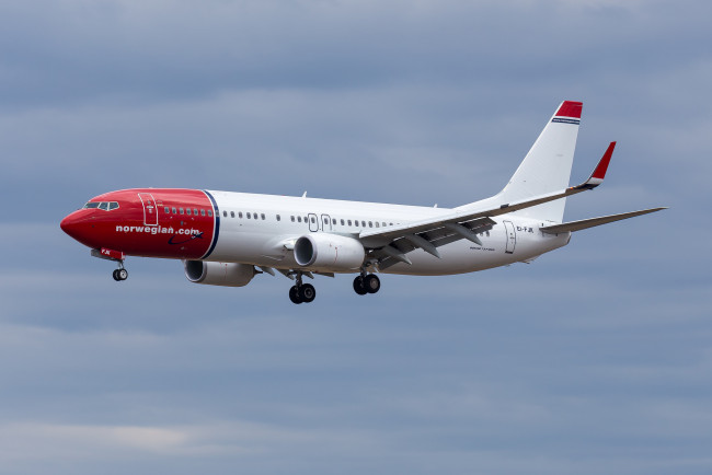 Обои картинки фото boeing 737-8jp, авиация, пассажирские самолёты, авиалайнер