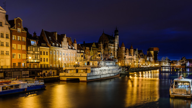 Обои картинки фото gdansk, корабли, порты ,  причалы, набережная