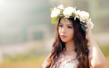 Картинка девушки -+азиатки венок