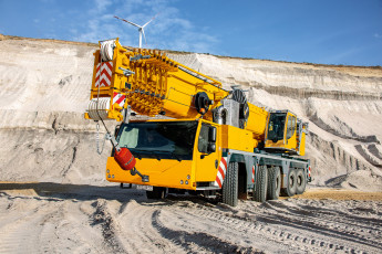 Картинка техника краны liebherr