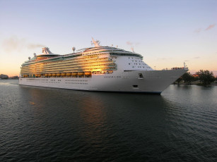 Картинка корабли лайнеры