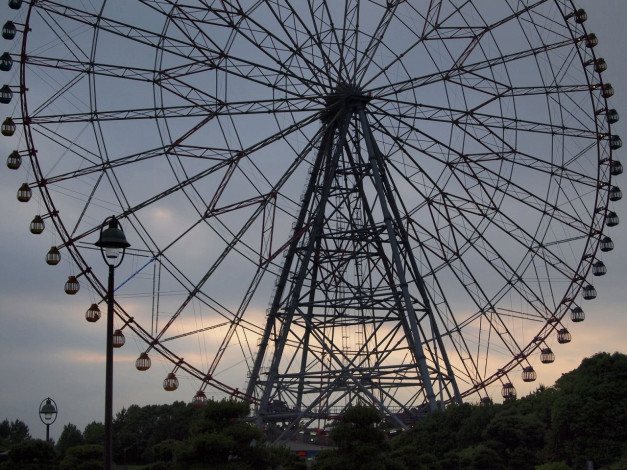 Обои картинки фото разное, карусели, качели, аттракционы