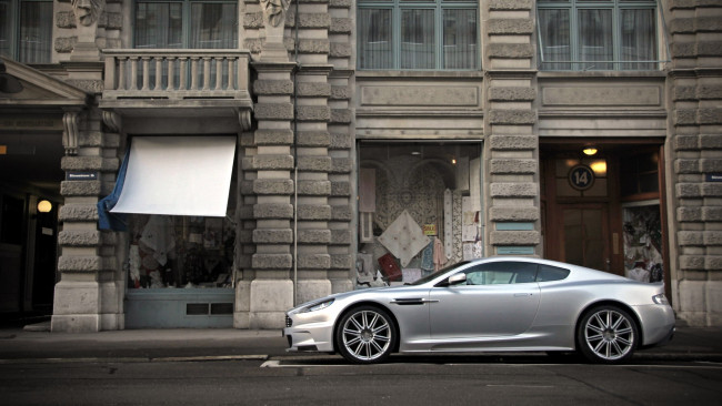 Обои картинки фото aston, martin, dbs, автомобили, мощь, стиль, автомобиль, скорость