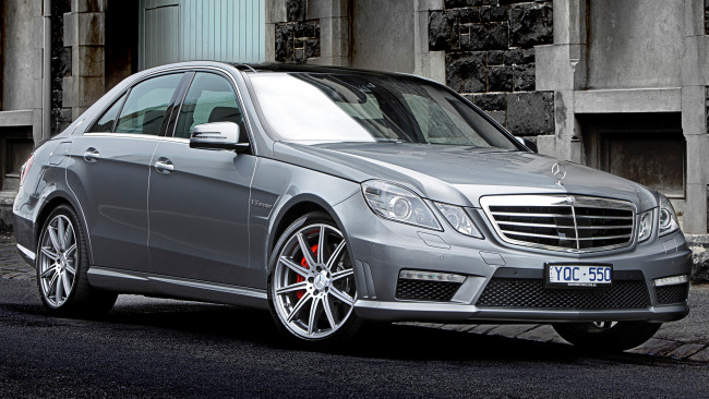 Обои картинки фото mercedes, автомобили, benz, стиль, мощь, скорость, автомобиль