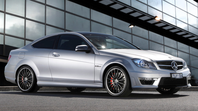 Обои картинки фото mercedes, coupe, автомобили, benz, автомобиль, стиль, мощь, скорость