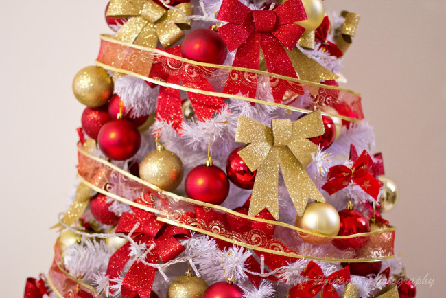 Обои картинки фото праздничные, Ёлки, шары, ленты