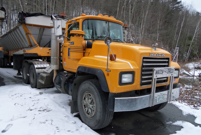 Обои картинки фото mack, автомобили, сша, тяжелые, грузовики, trucks, inc