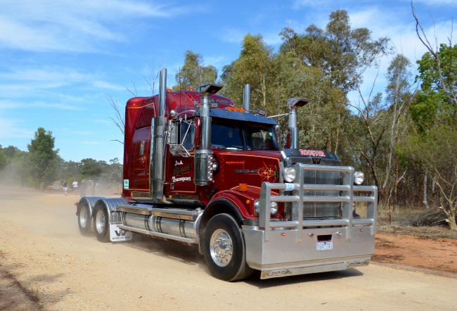 Обои картинки фото western star, автомобили, western, star, trucks, тяжелые, грузовики, запчасти, сша