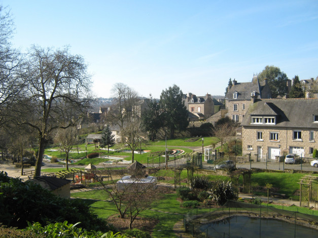 Обои картинки фото динан,  франция, города, - панорамы, франция, дома, панорама, природа, лето