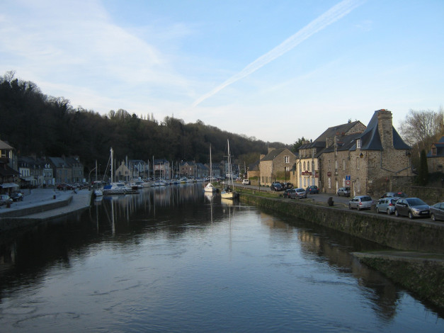 Обои картинки фото динан,  франция, города, - улицы,  площади,  набережные, франция, дома, река, природа, лето