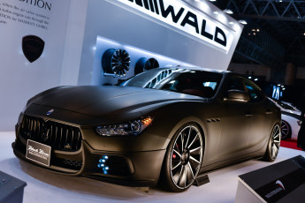 Картинка maserati+ghibli+s-q4+2018 автомобили выставки+и+уличные+фото 2018 q4 s ghibli maserati