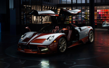 Картинка автомобили pagani huayra lampo