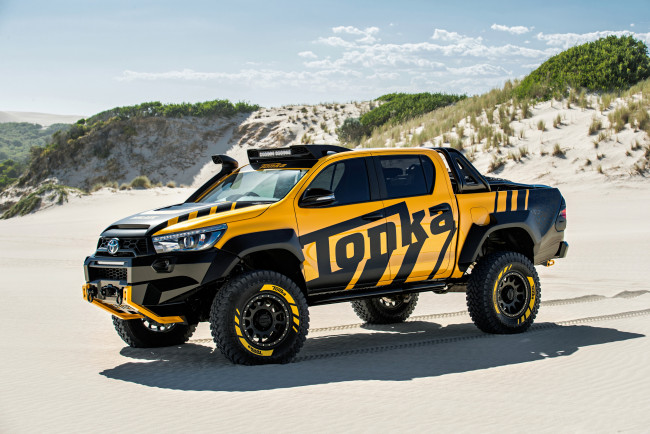 Обои картинки фото toyota hilux tonka concept 2017, автомобили, toyota, 2017, concept, tonka, hilux