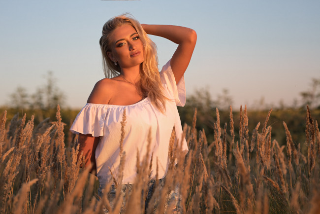 Обои картинки фото девушка, девушки, -unsort , блондинки,  светловолосые, модель