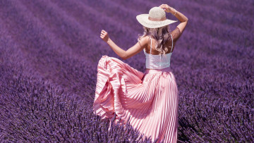 Картинка девушки -+блондинки +светловолосые лаванда