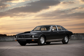 Картинка автомобили aston+martin aston-martin