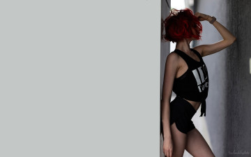 обоя красивая девушка, девушки, - рыжеволосые и разноцветные, девушка, женщина, разноцветная, сексуальная, модель, звезда, позирует, разная, обувь, верхняя, стильная, одежда, нижнее, эротическое, бельё, трусы, лифчик, аксессуары, макияж, колготки, чулки, и, множество, элементов, на, фотографии