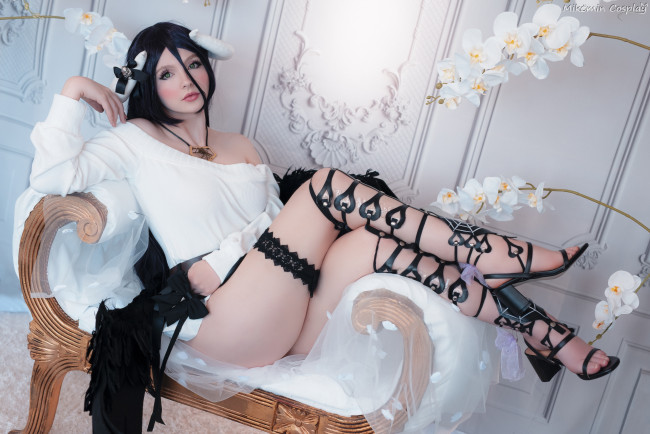 Обои картинки фото evie lee mikomin, девушки, - креатив,  косплей, девушка, женщина, разноцветная, сексуальная, модель, звезда, позирует, разная, обувь, верхняя, стильная, одежда, нижнее, эротическое, бельё, трусы, лифчик, аксессуары, макияж, колготки, чулки, и, множество, элементов, на, фотографии