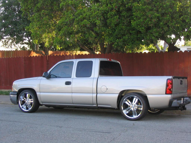 Обои картинки фото chevrolet, silveredo, автомобили, custom, pick, up