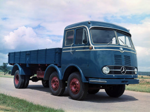 Картинка lp333 автомобили mercedes trucks