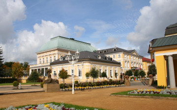 обоя города, дворцы, замки, крепости