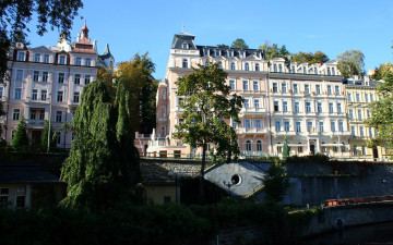 Картинка города улицы площади набережные