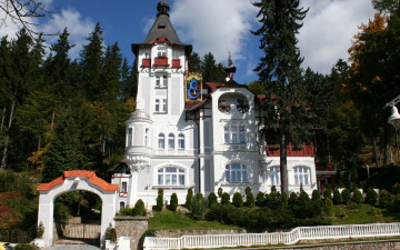 Картинка города здания дома