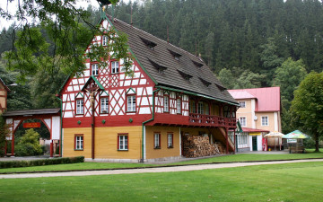 Картинка города здания дома