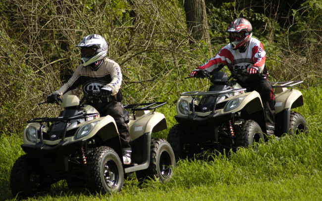 Обои картинки фото мотоциклы, квадроциклы