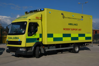 Картинка автомобили скорая+помощь медицинская спецтехника помощь