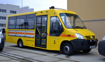 Картинка автомобили автобусы транспортная служба микроавтобус