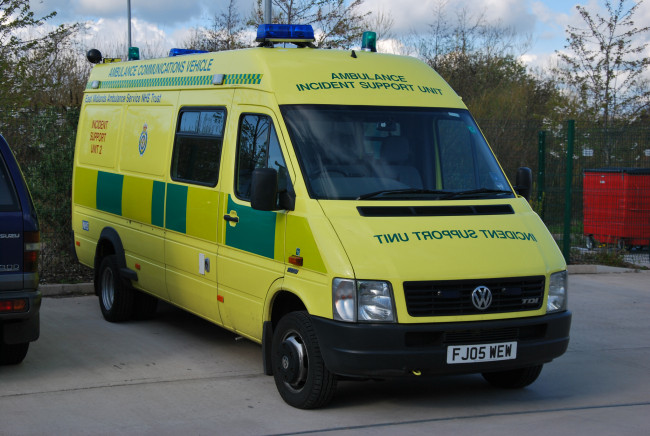 Обои картинки фото автомобили, скорая помощь, медицинская, спецтехника, помощь